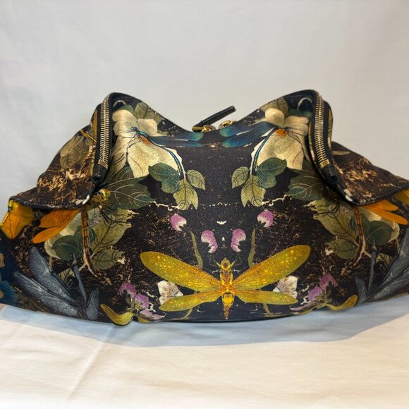 Alexander McQueen, Silk Butterfly De Manta Clutch - Picture 6 of 15